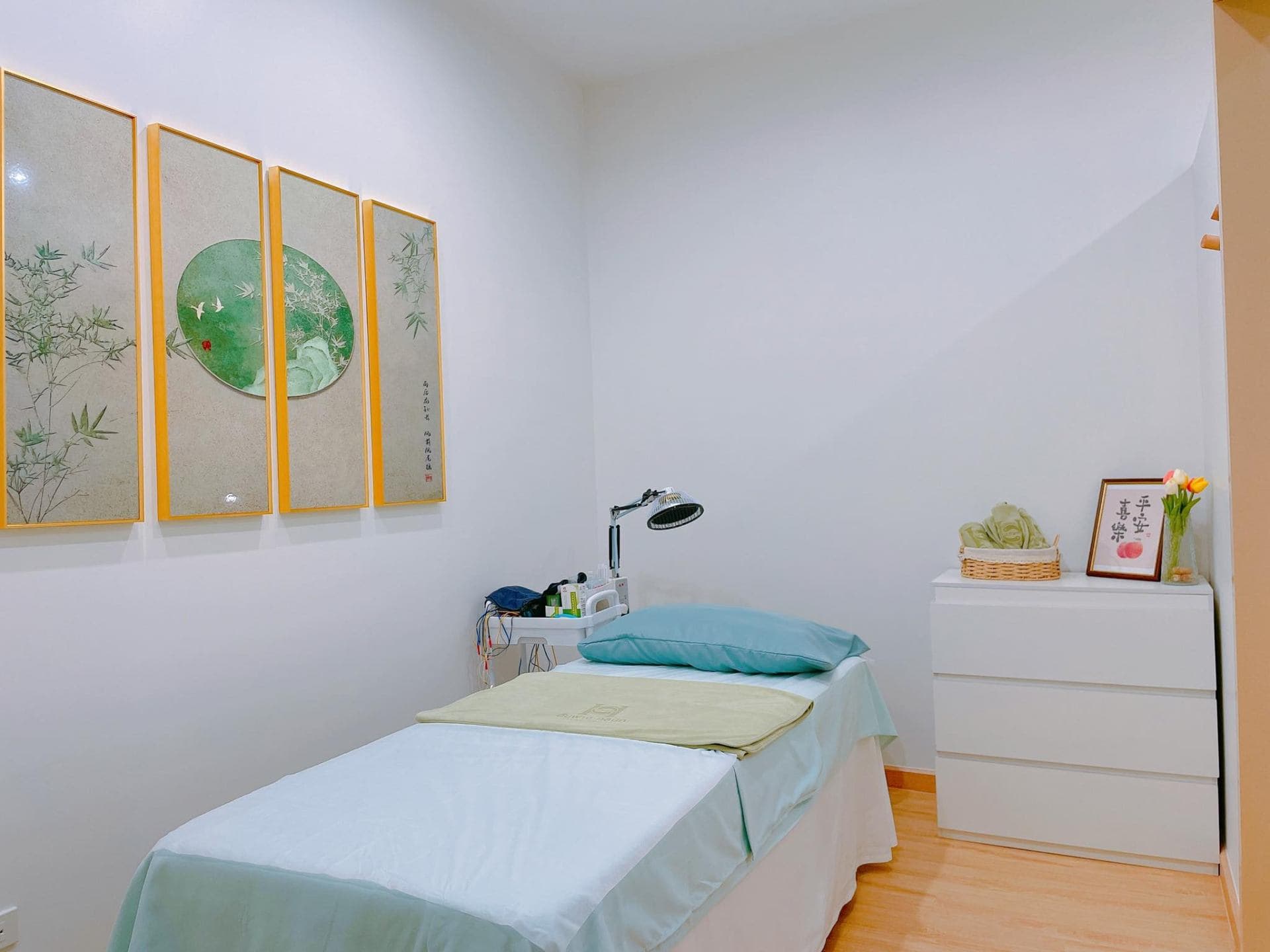 ห้องรักษาฝังเข็ม